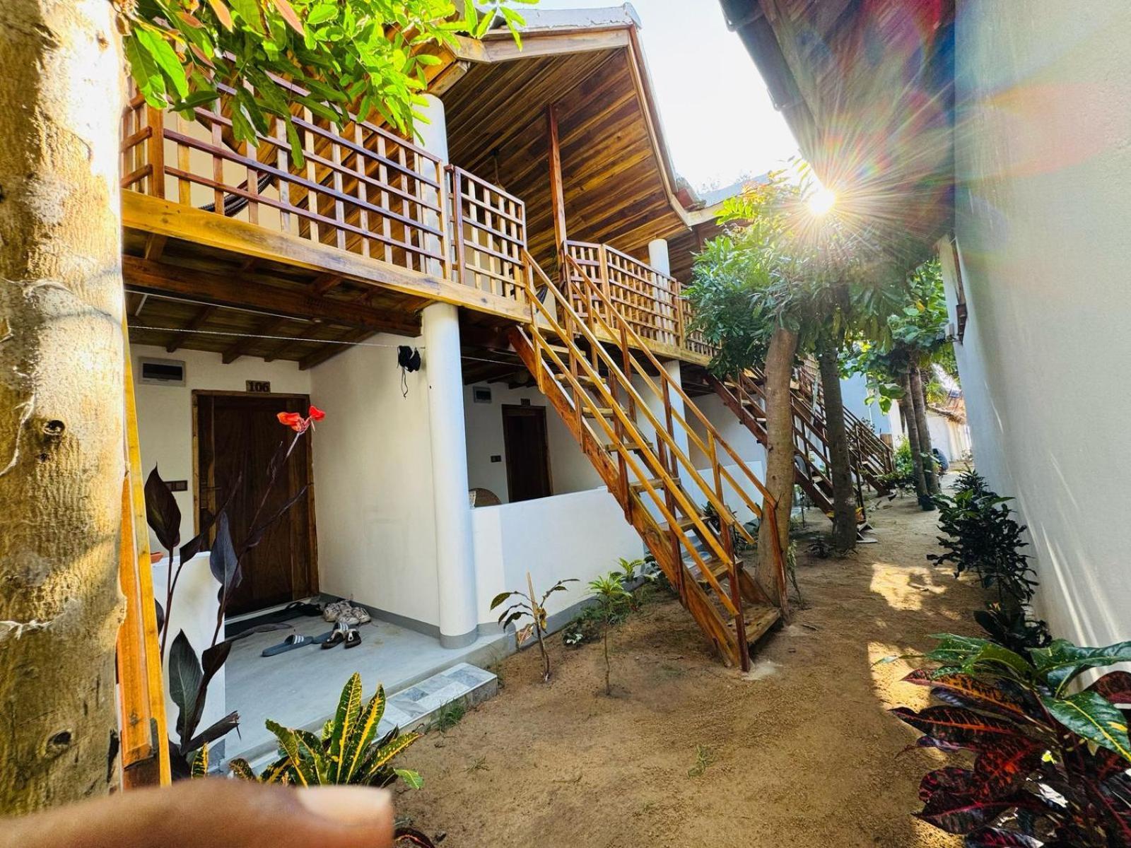 Beach Wave Hotel Arugam Bay Exteriér fotografie